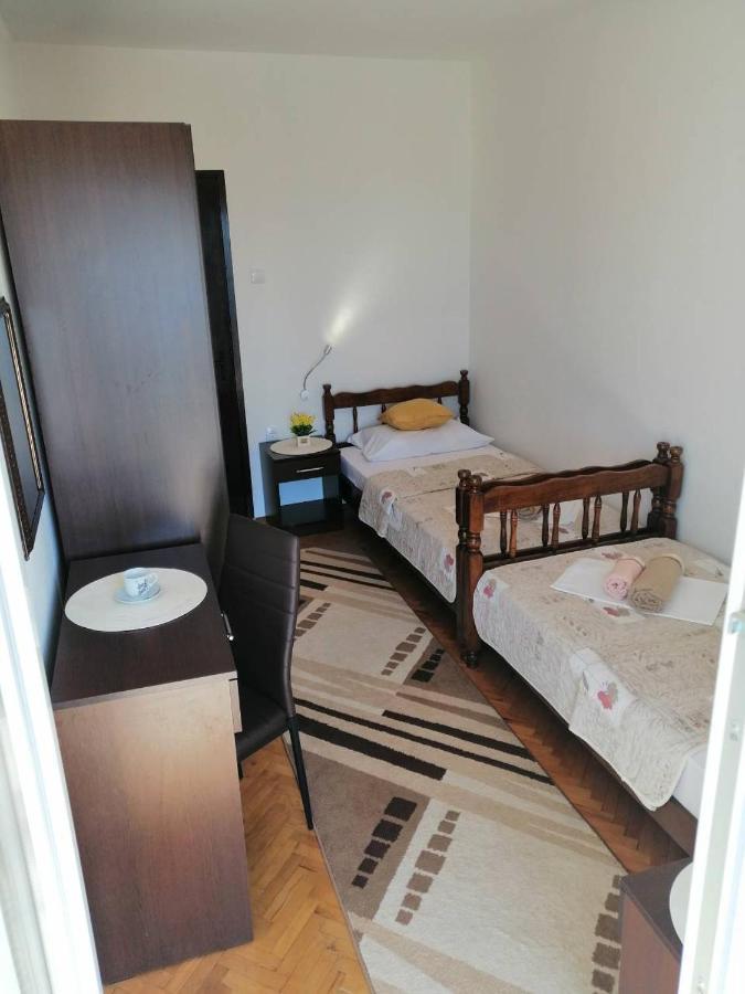 Apartment Olimp Ulcinj Ngoại thất bức ảnh